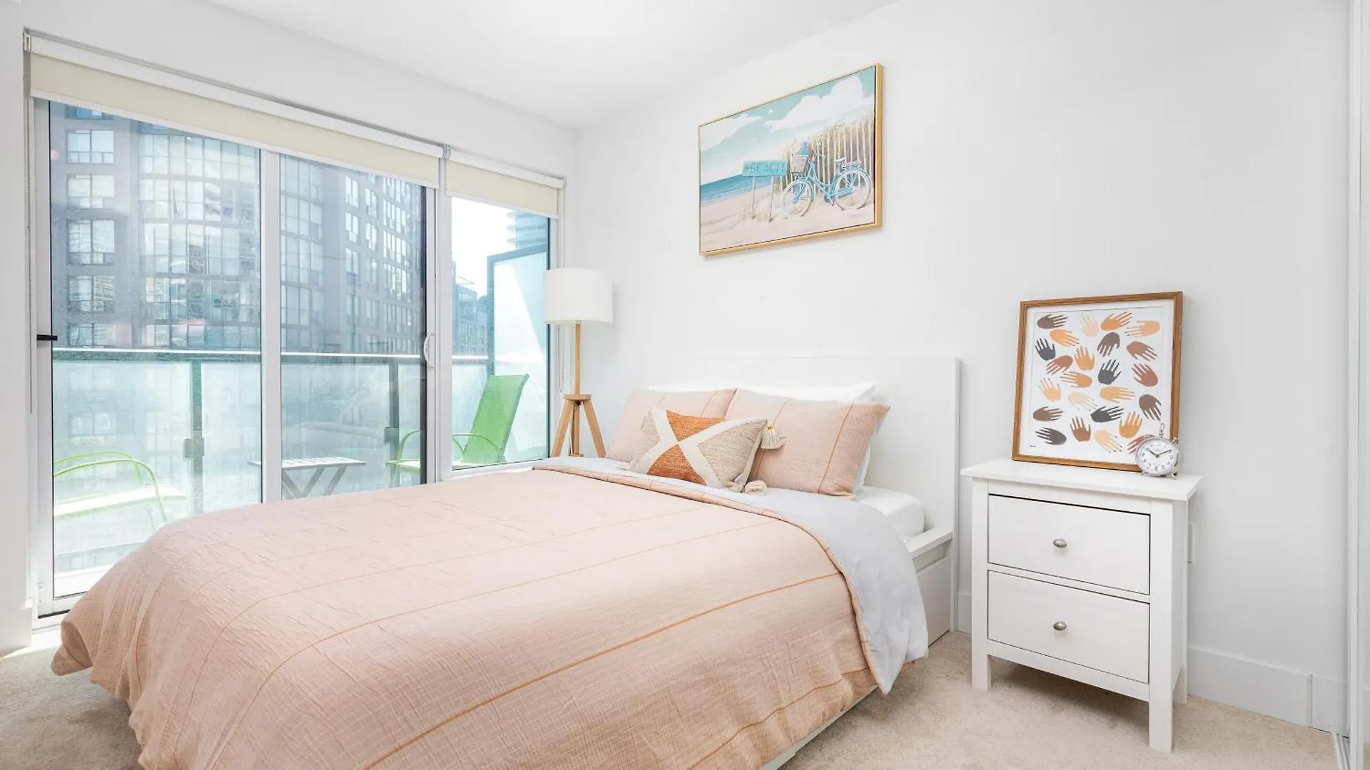 1Bd & Sofa Bed Next To Uoft! Apartment Toronto