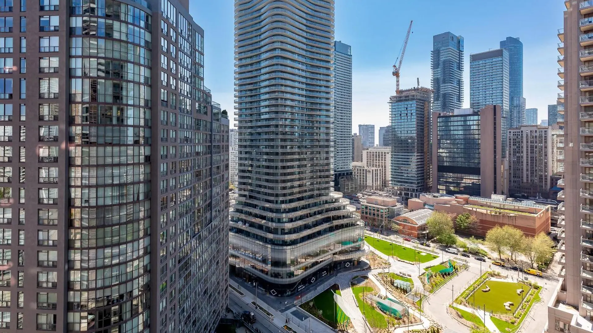1Bd & Sofa Bed Next To Uoft! Apartment Toronto